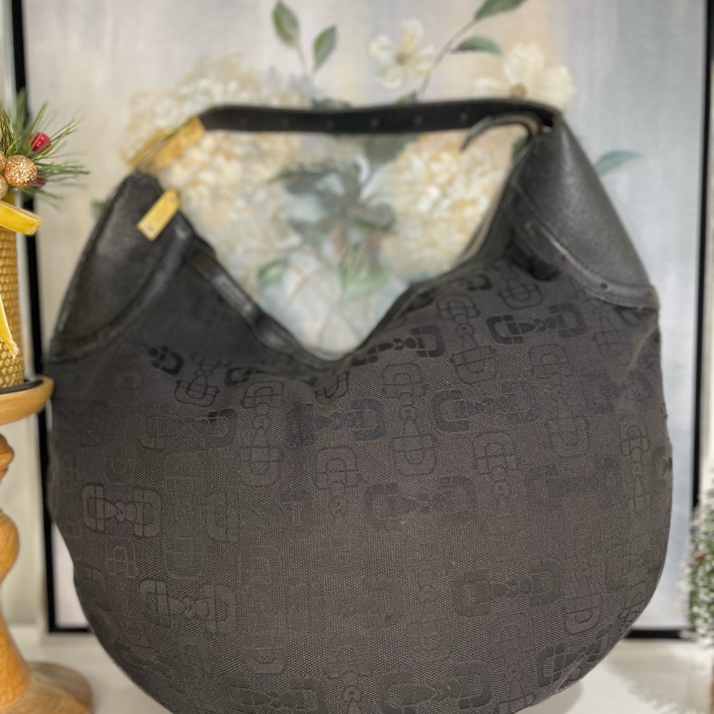 Gucci Hobo Bag %100 Authentic Black Canvas - Picture 3 of 16